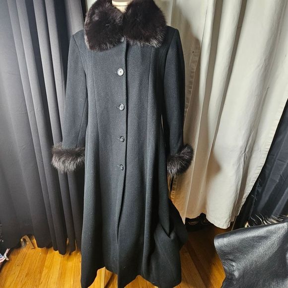 Marvin Richards Jackets & Blazers - Vintage black wool and mink trim coat